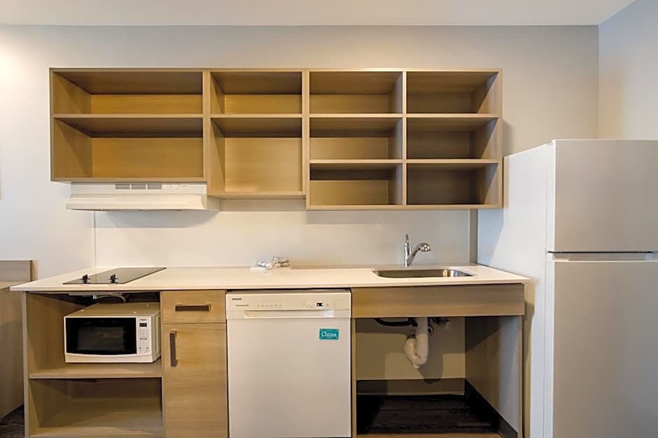 WoodSpring Suites Grand Rapids Kentwood