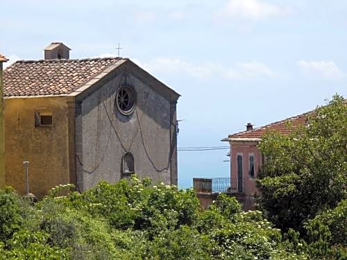 SANT'ANNA HOSTEL