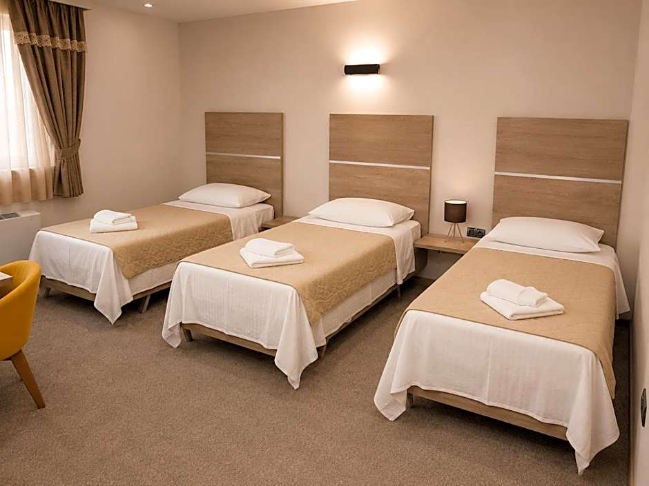 Semberski Salaš Intergaj Hotel