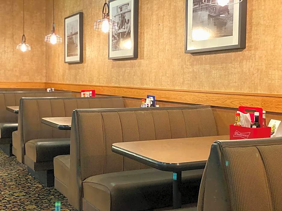 Ramkota Hotel - Pierre