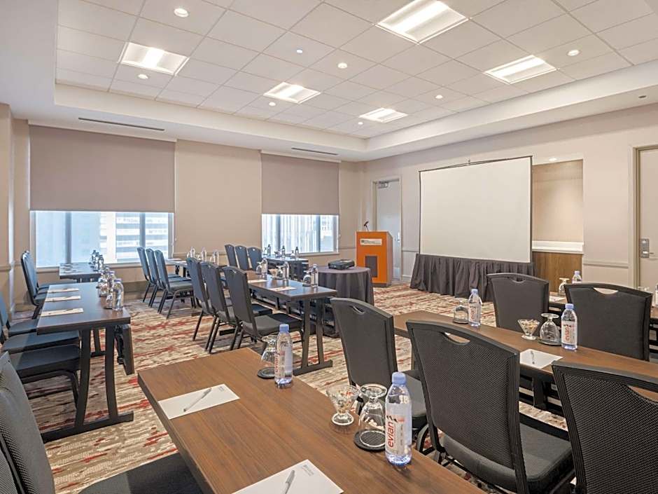 Hilton Garden Inn Chicago Downtown/Magnificent Mile