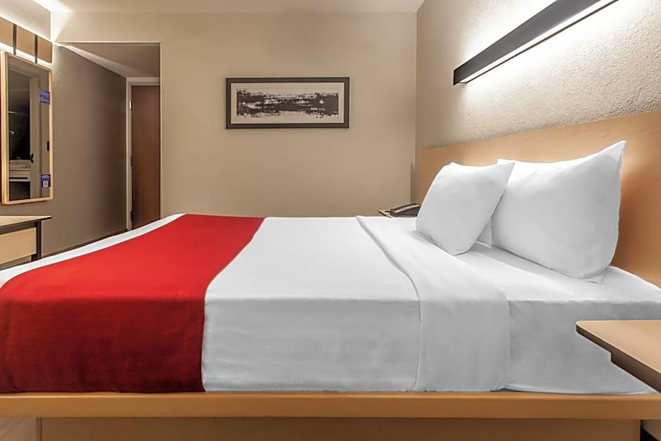 City Express by Marriott Celaya Galerias