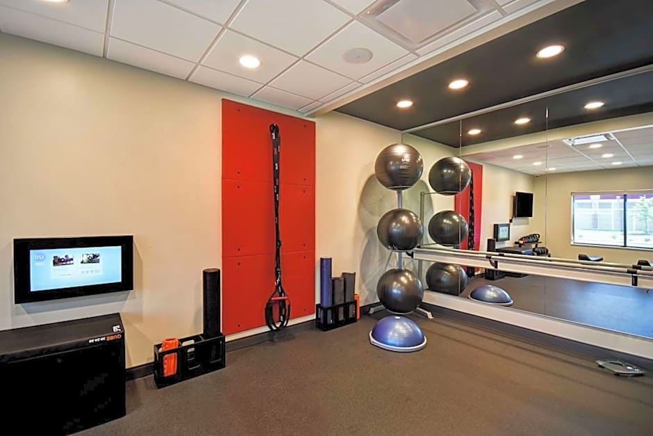 Tru by Hilton Fort Wayne, IN