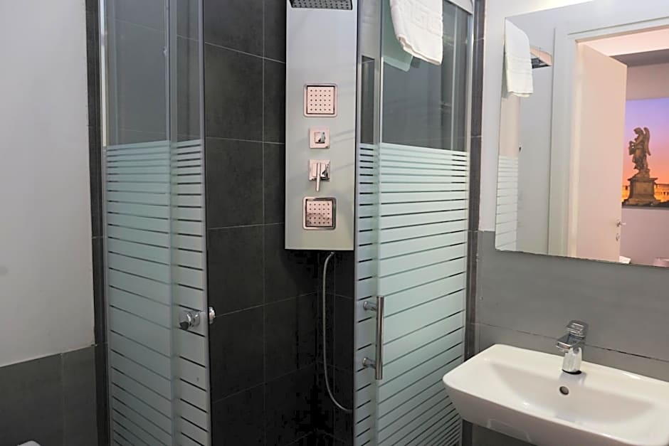 Vatican Central Suites