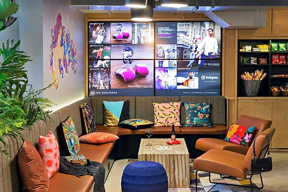 Moxy by Marriott Paris Bastille