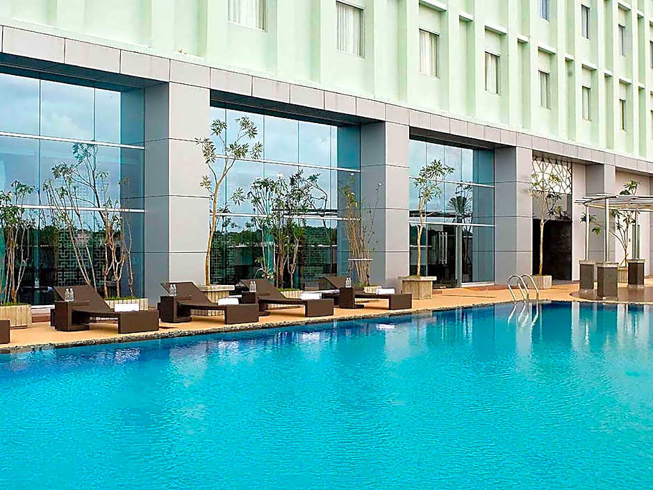 Novotel Bangka Hotel & Convention Centre