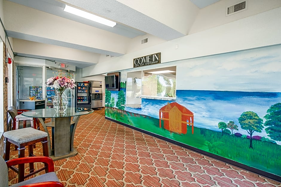 OYO Hotel Mona Lake Muskegon