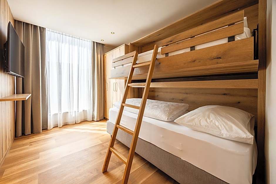 EGGER Apartments & Suites