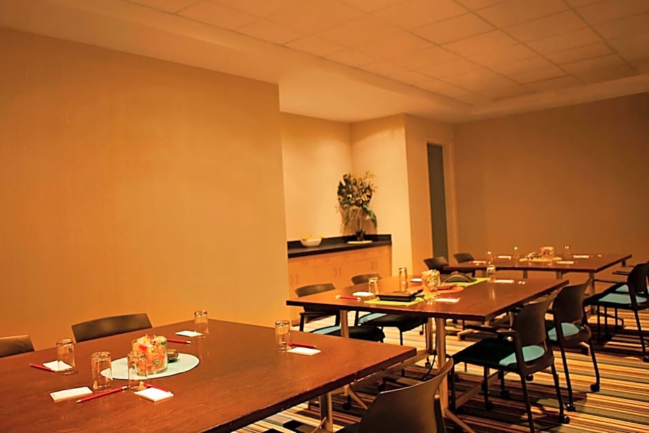 Aloft Minneapolis