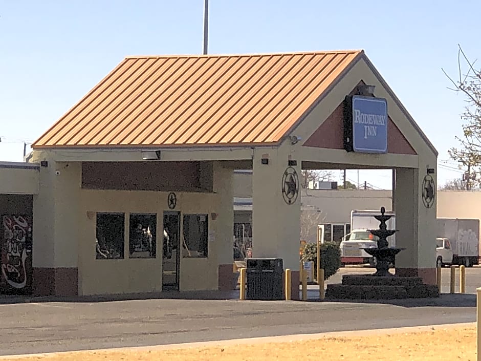 Rodeway Inn
