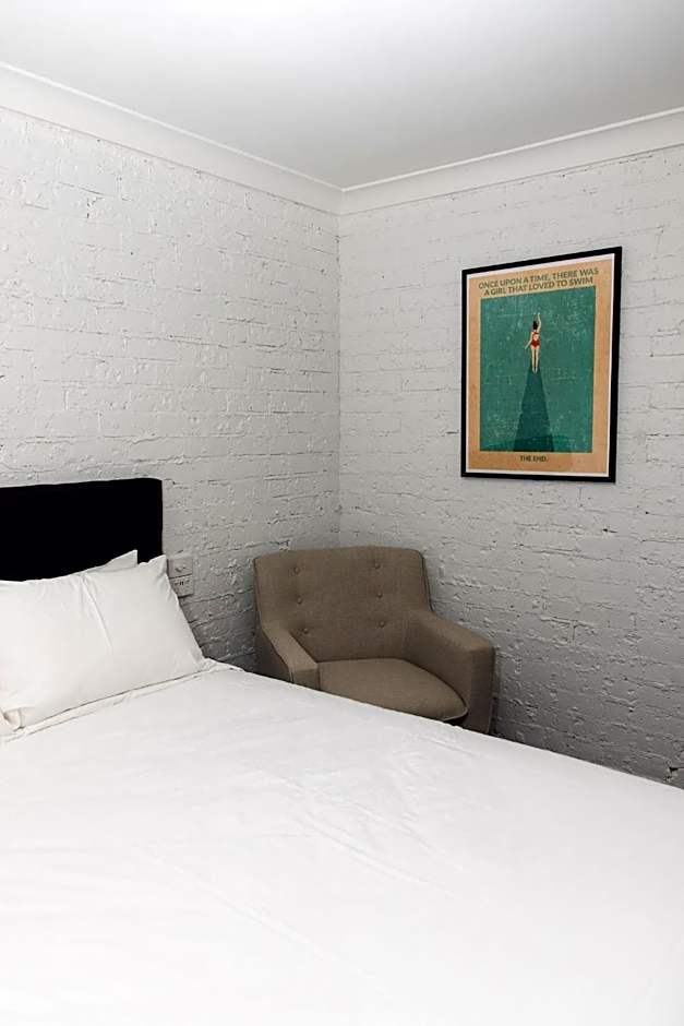 Lakeview Hotel Motel