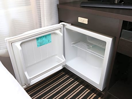 Double Room with Small Double Bed with City View - Non-Smoking