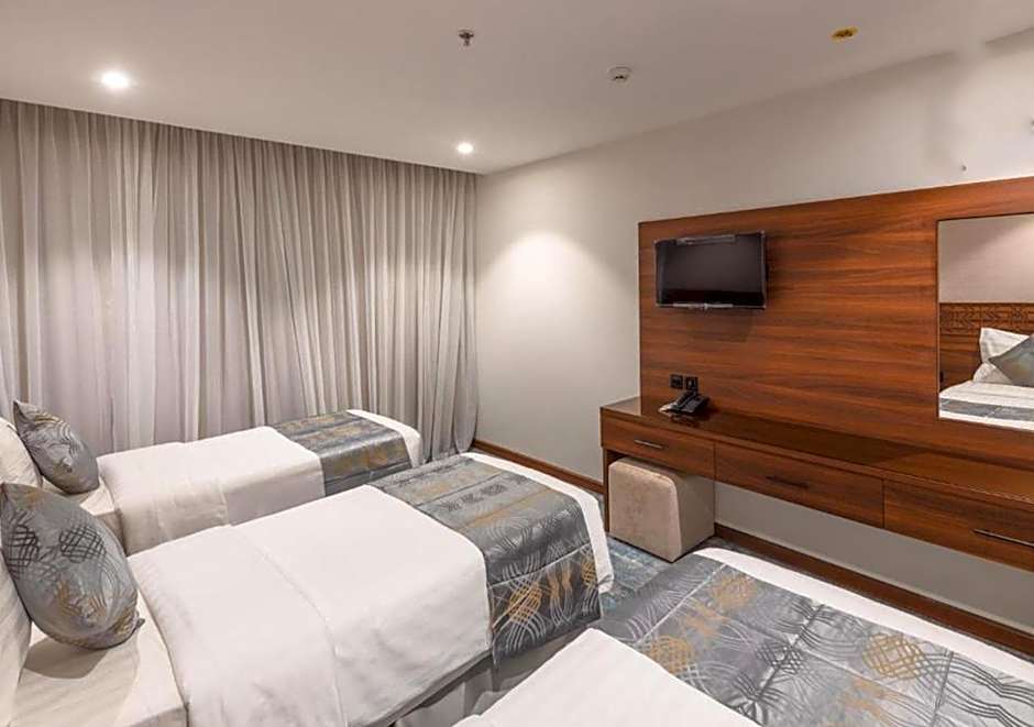 Manazel Al Zaireen Hotel