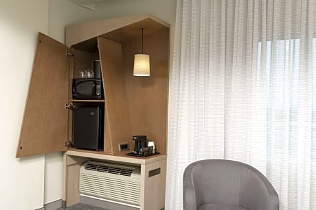 Room, Multiple Beds (2 Queen Beds and 1 Double Sofa Bed)