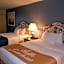 Days Inn by Wyndham Panama City Beach/Ocean Front