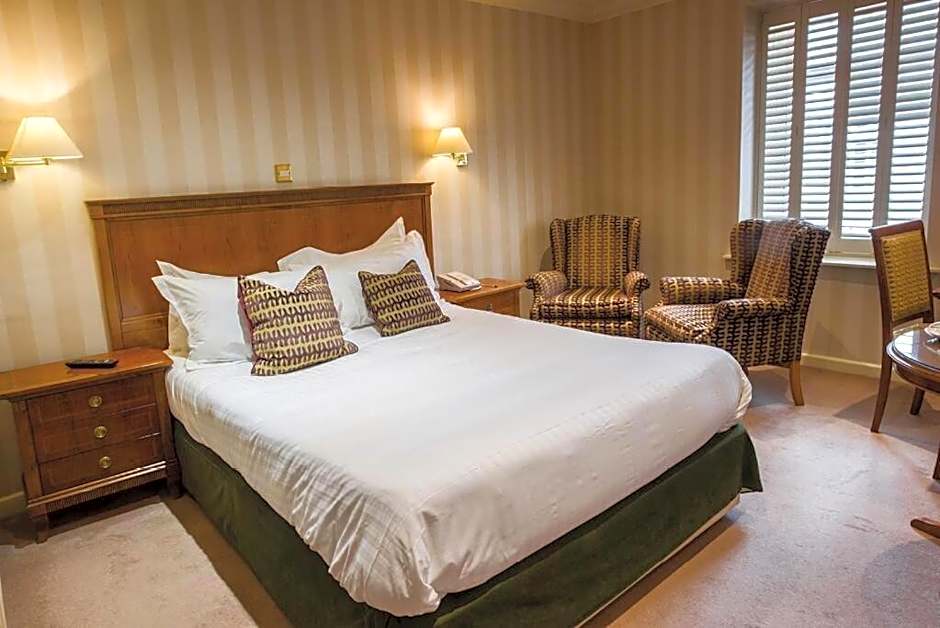 Lakeside Hotel and Spa