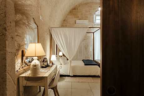 Suite with Spa Bath