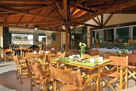 Dimitra Hotel Apartments