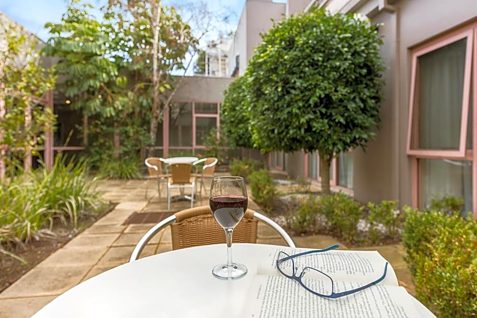 Kimberley Gardens Hotel, Serviced Apartments and Serviced Villas