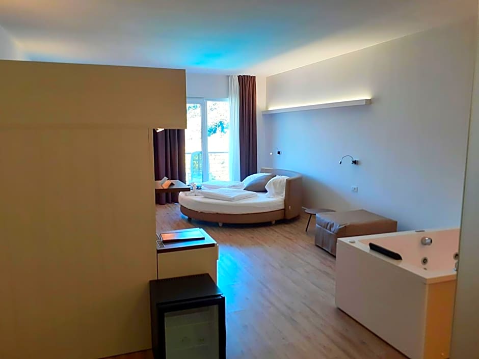 Park Hotel Val Di Monte ***S