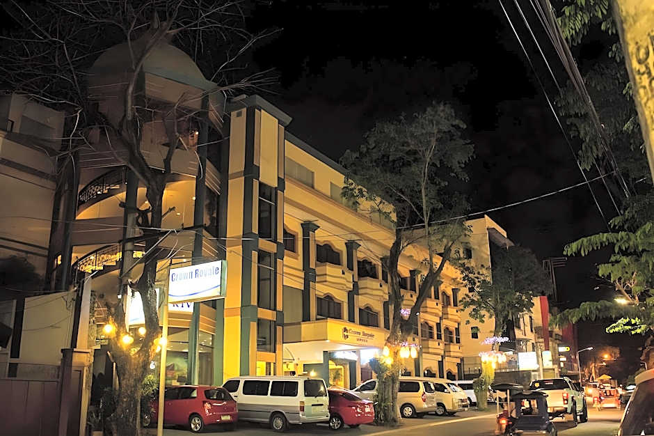 Crown Royale Hotel