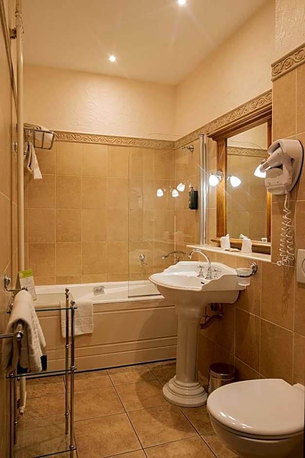 Château des Comtes de Challes