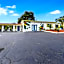 Palm Cove Motel