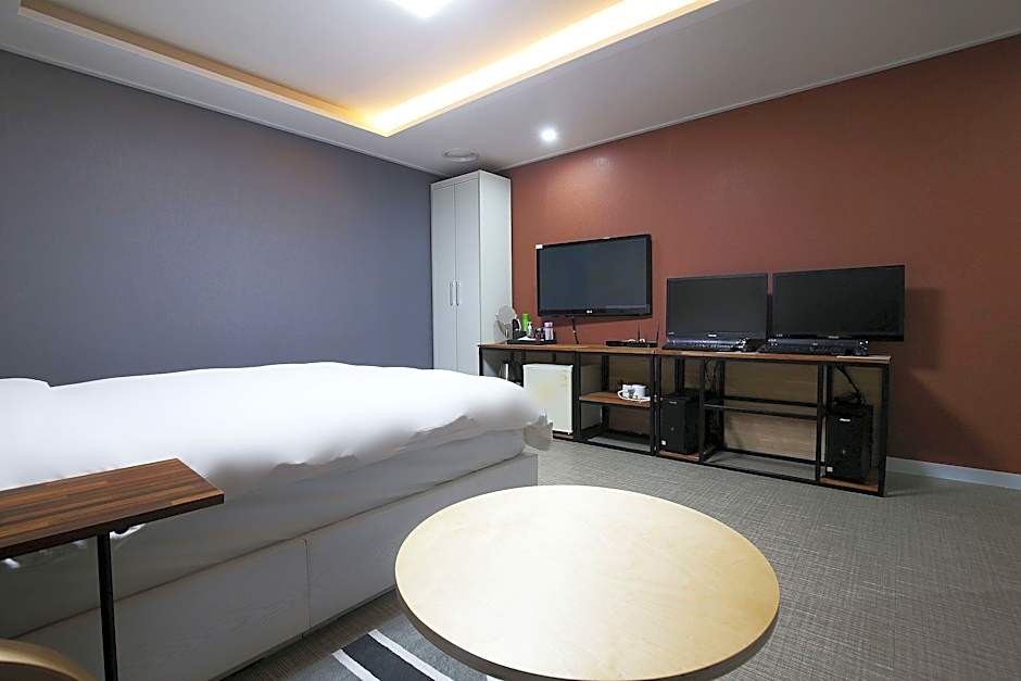 Rex Hotel Cheonan