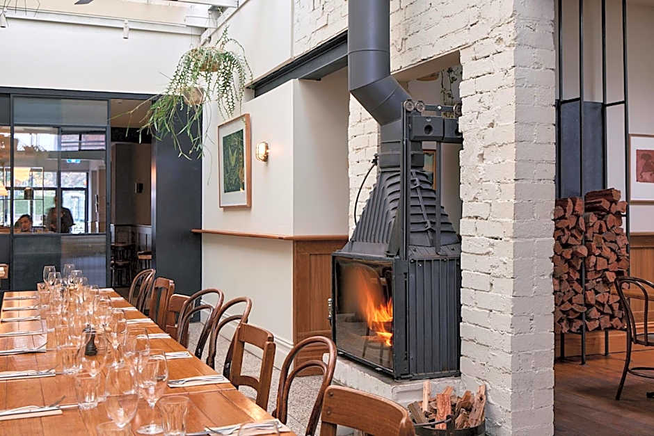 Naughtons Hotel