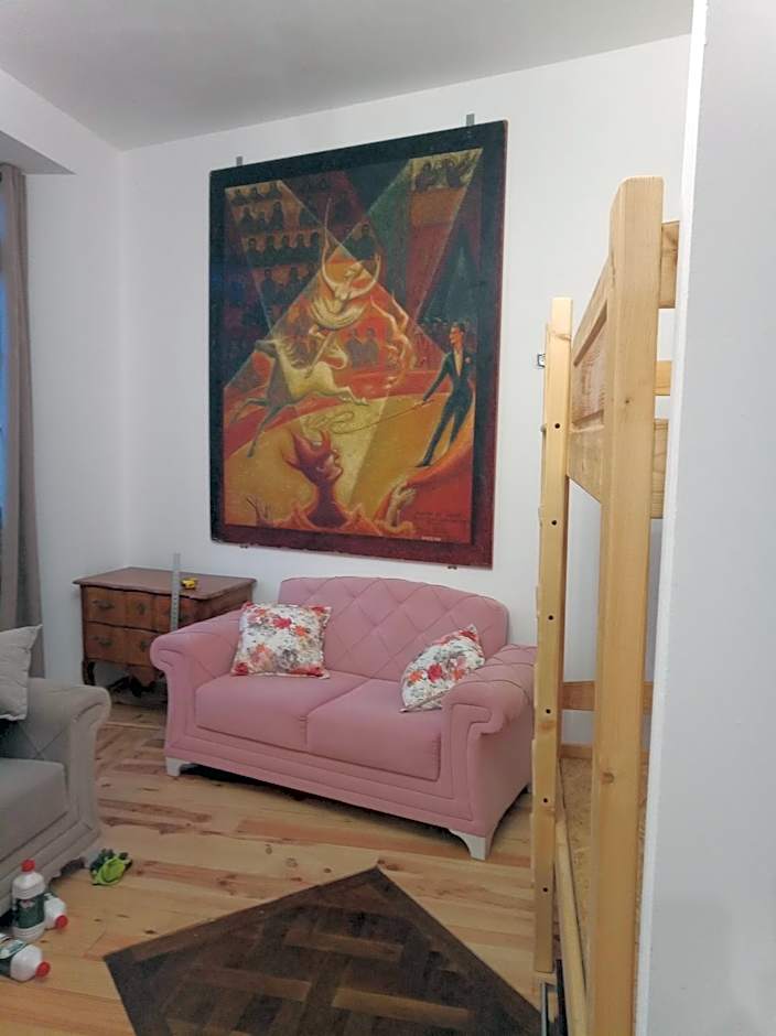 Le couvent des Capucines - Dortoir vélo Via Rhona - Les petites Féés