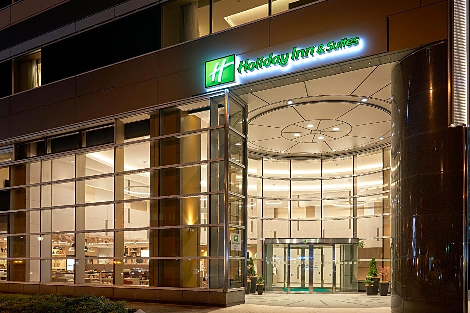 Holiday Inn & Suites Shin Osaka By IHG