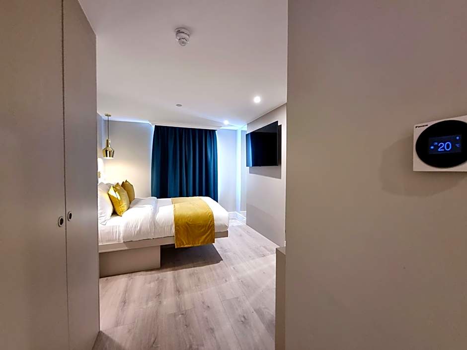 NOX Kensington Gardens