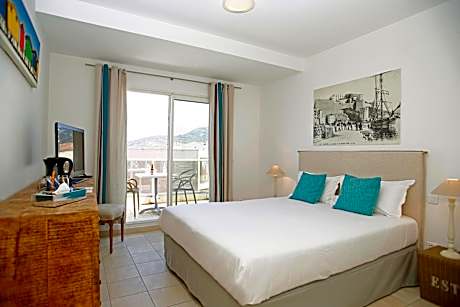 Superior King Room - Non-Smoking