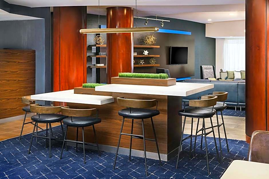 Courtyard by Marriott Hartford Farmington
