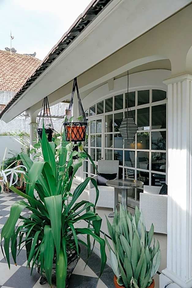 Casa Artista By Kresna Hospitality