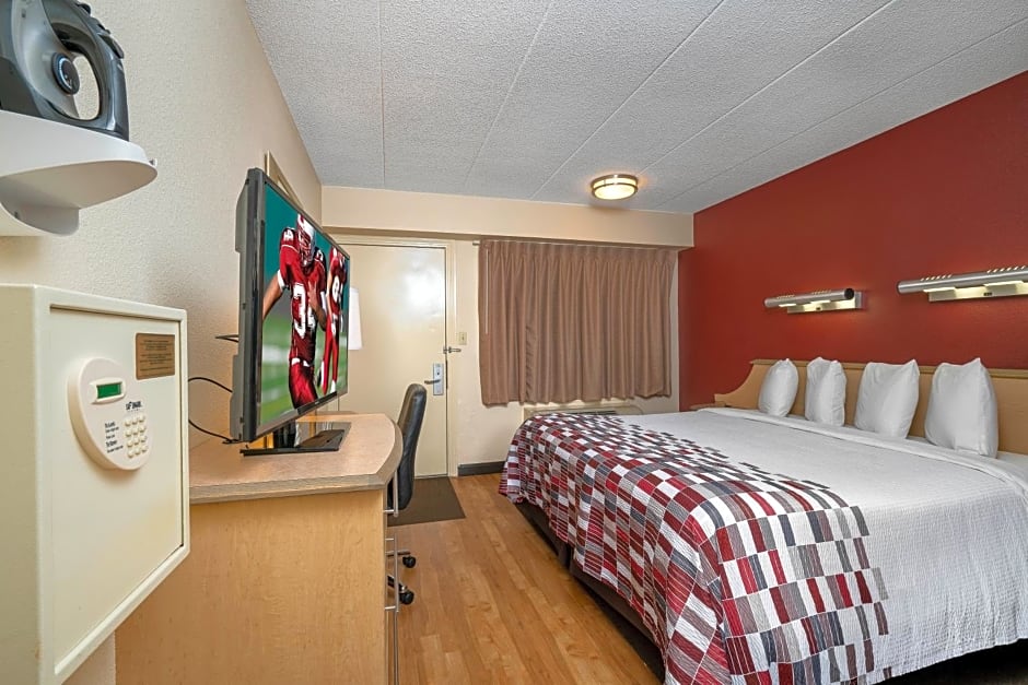 Red Roof Inn Louisville Expo Airport