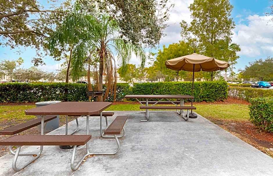 Extended Stay America Suites - Fort Lauderdale - Davie