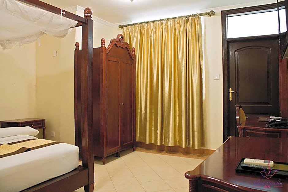 Island Paradise Inn
