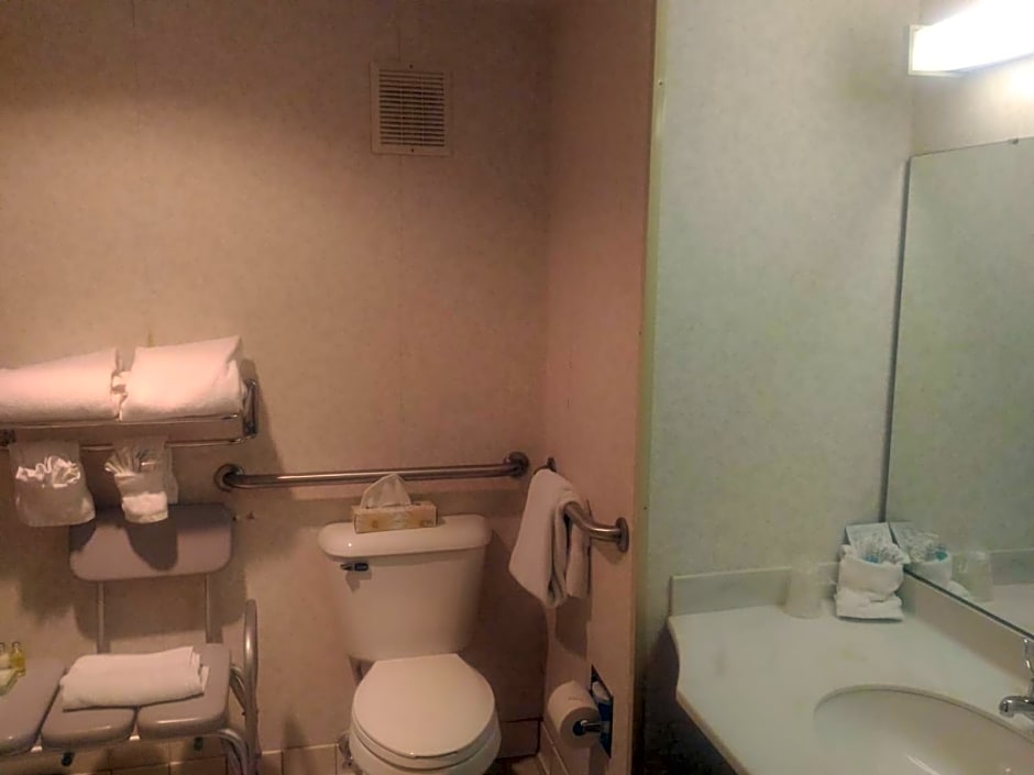 Fireside Inn & Suites Portland
