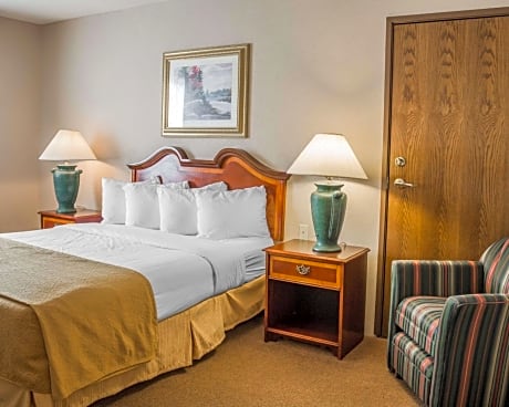 1 Queen Bed, Nonsmoking, Accessible