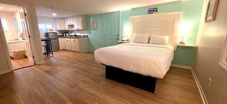 Queen Room