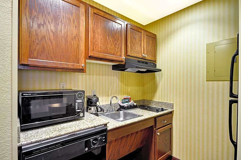 Homewood Suites By Hilton Tulsa South