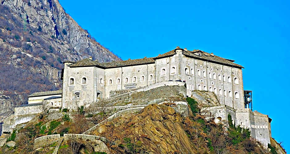 San Martin Holidays Home - Stay, Work & Fun