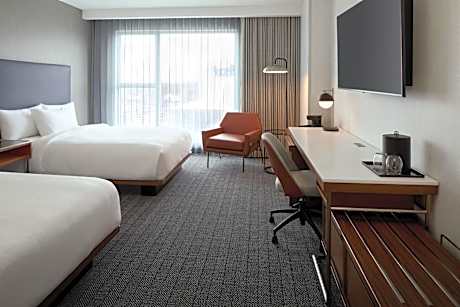 Guest room, 2 Queen(s), City View