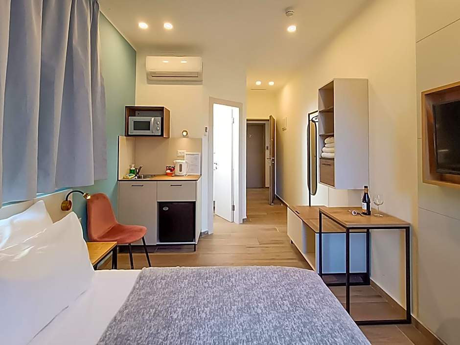 Shlomtzi Hotel