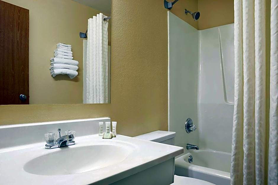 Super 8 by Wyndham Salem