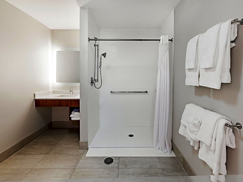 Holiday Inn Express and Suites Tulsa West - Sand Springs, an IHG Hotel