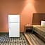 Regency Inn & Suites By Capital O Houston IAH Airport