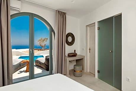 Villa Two Bedroom with Private Heated Pool, Interior Hot Tub & Sea View