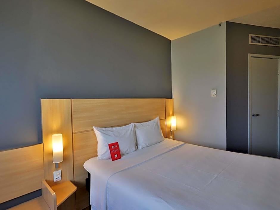 Ibis Salvador Rio Vermelho